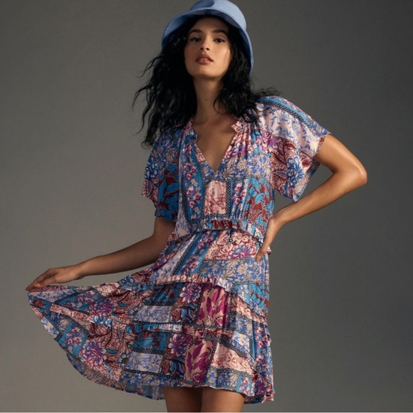 Anthropologie Dresses & Skirts - Anthropologie Dress with light pink, burgundy and blue floral print